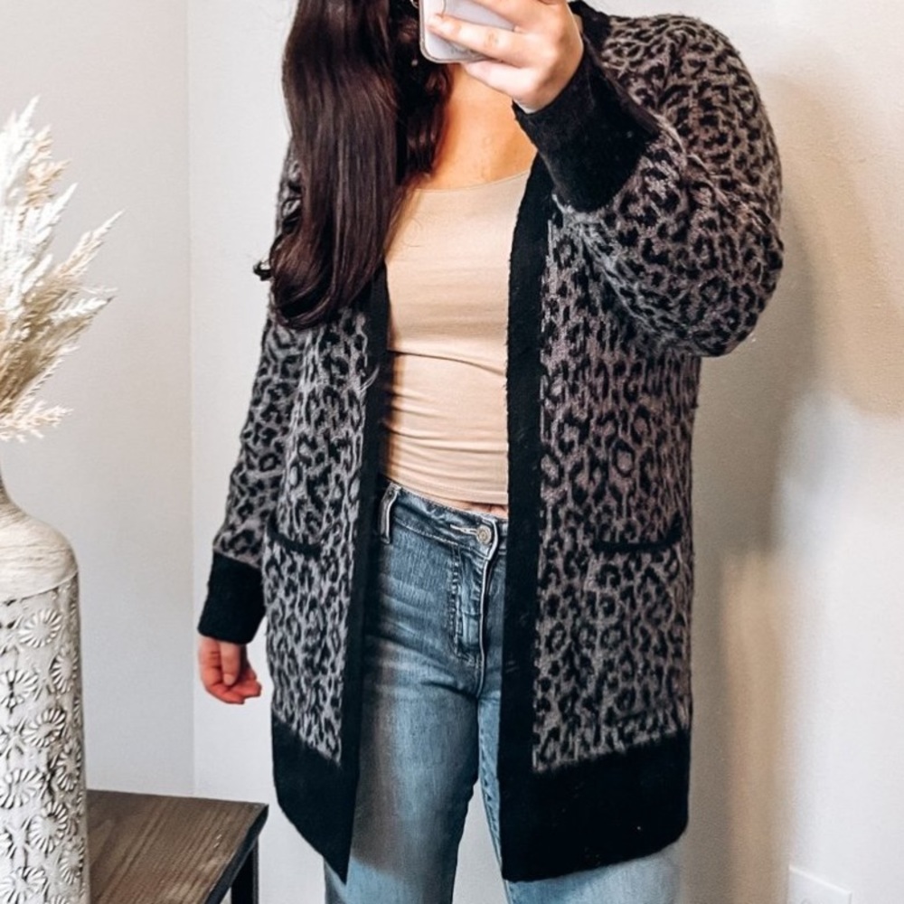 Lucky Brand Neutral Soft Cheetah Print Long Wool Cardigan Black Gray Medium